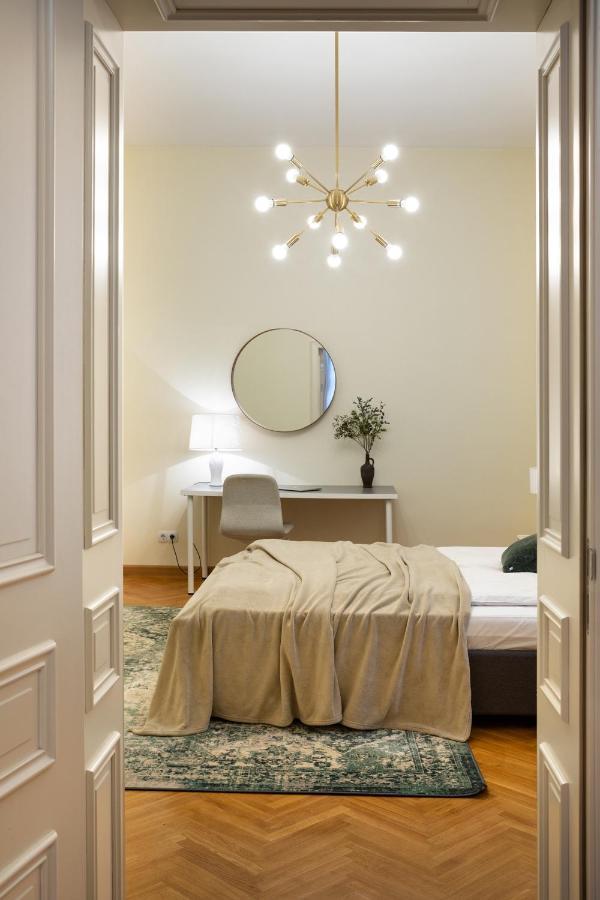 Appartement Old Modern And Spacious 2 Bedroom